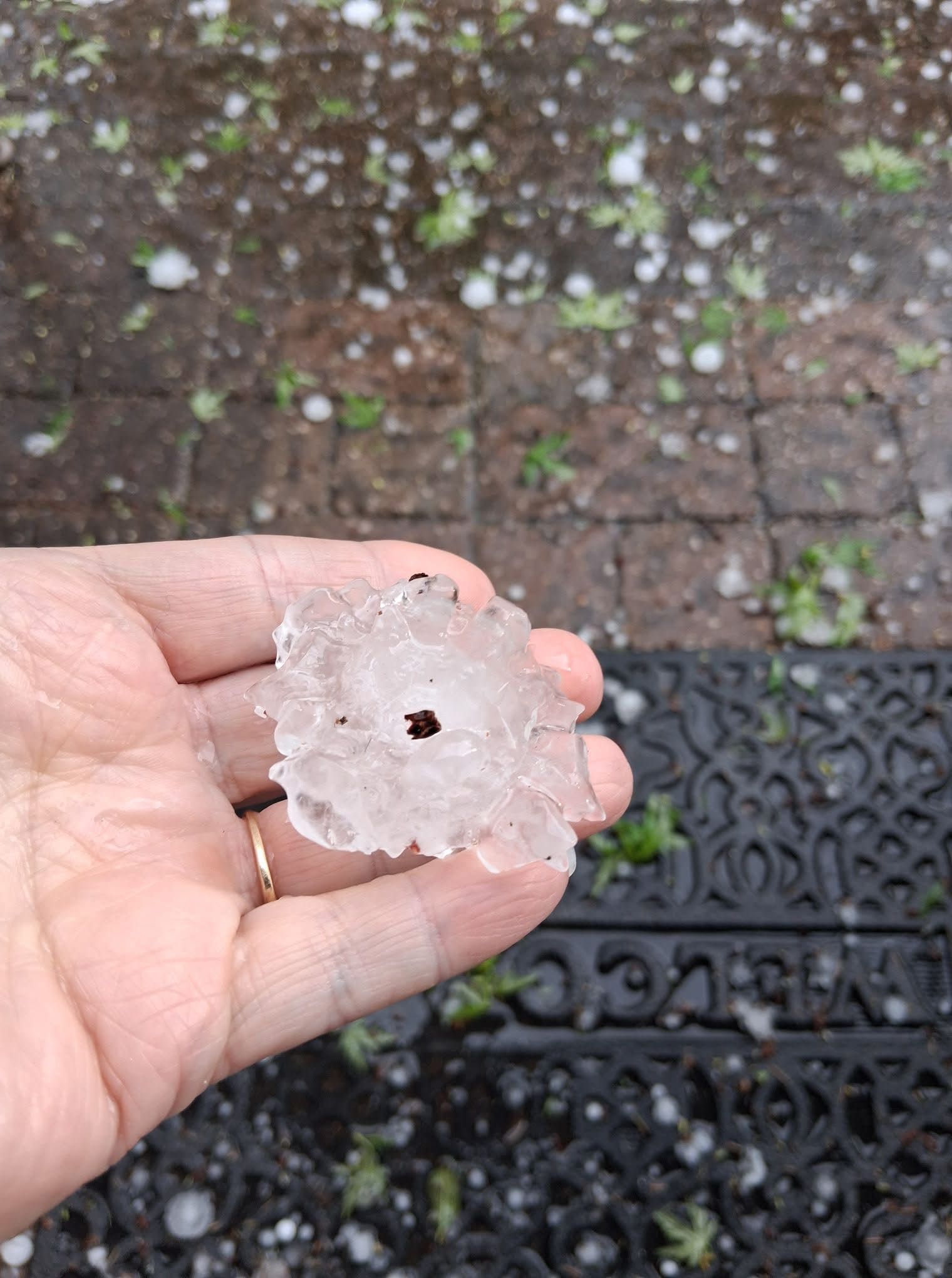 Hail-Damaged Metal Roof in Summit Lakes? Inspection and Claims